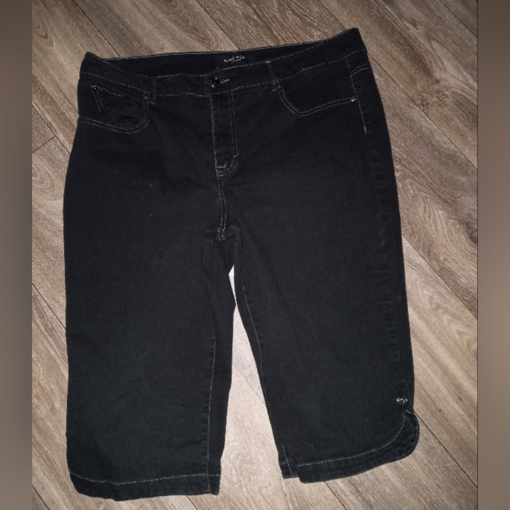 Nine west black denim jean shorts Plus size 16